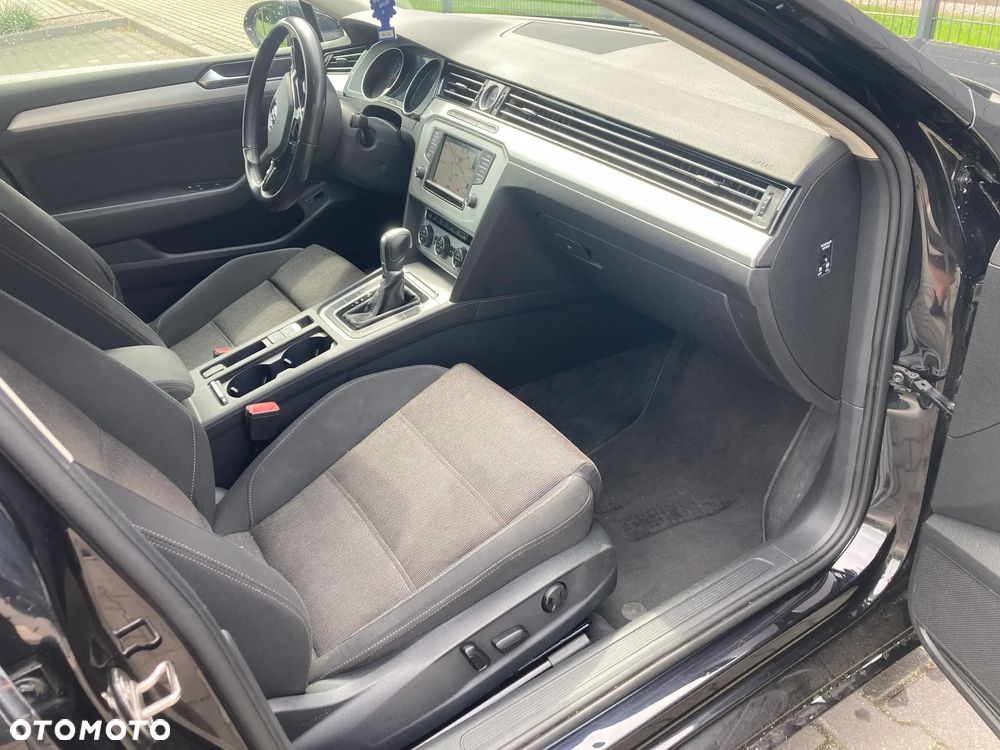 Volkswagen Passat 2.0 TDI BMT Highline DSG - 18