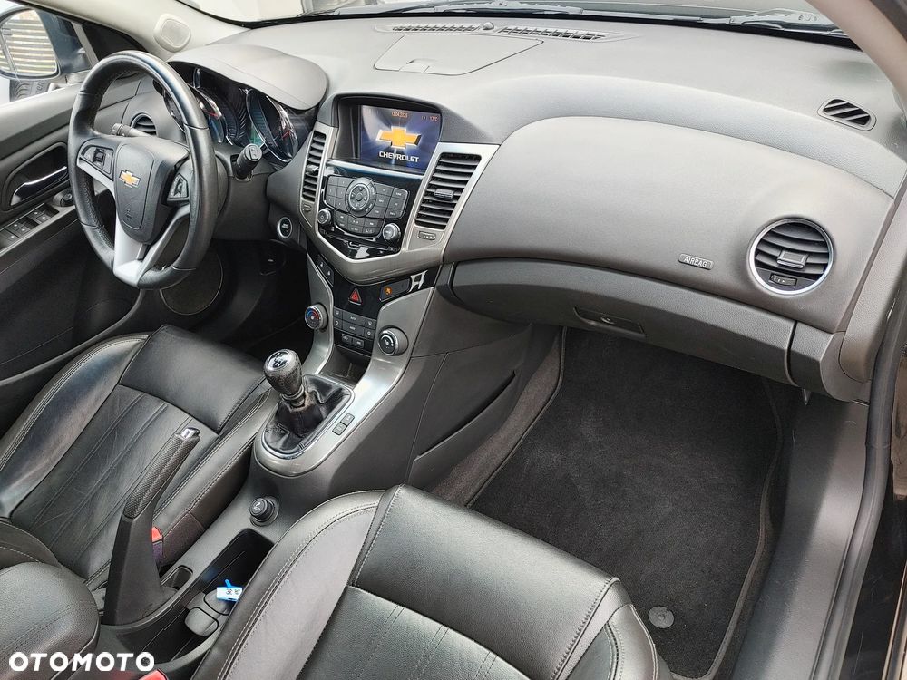 Chevrolet Cruze 1.4T LTZ - 5