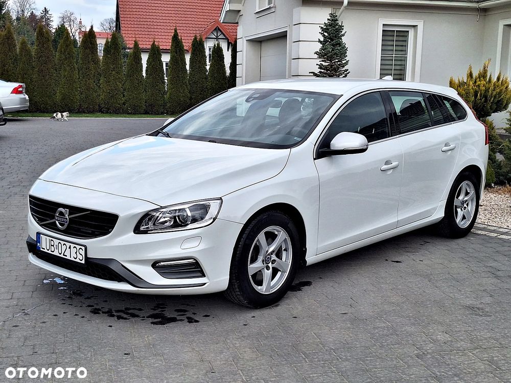 Volvo V60 D3 Geartronic RDesign - 12