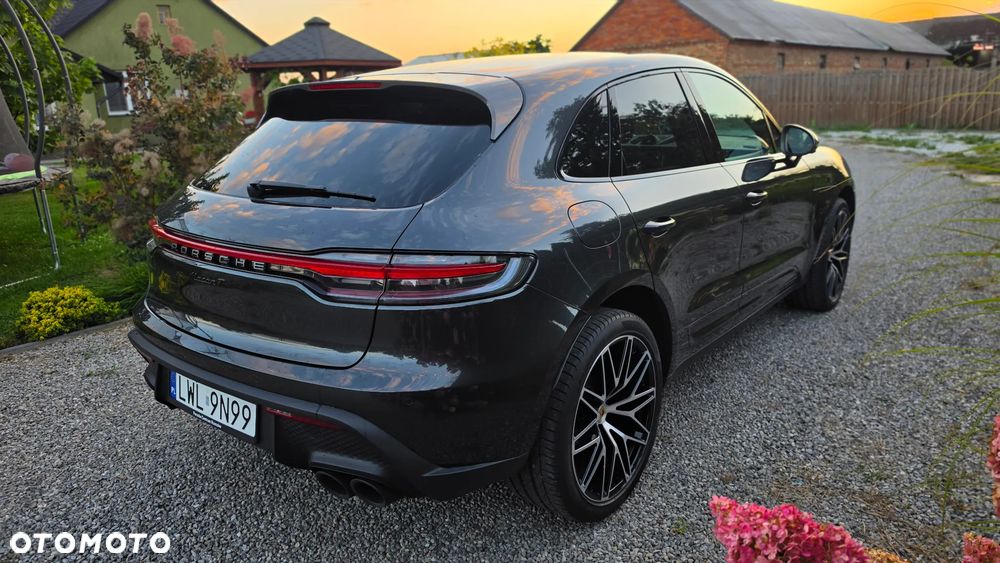 Porsche Macan T - 11