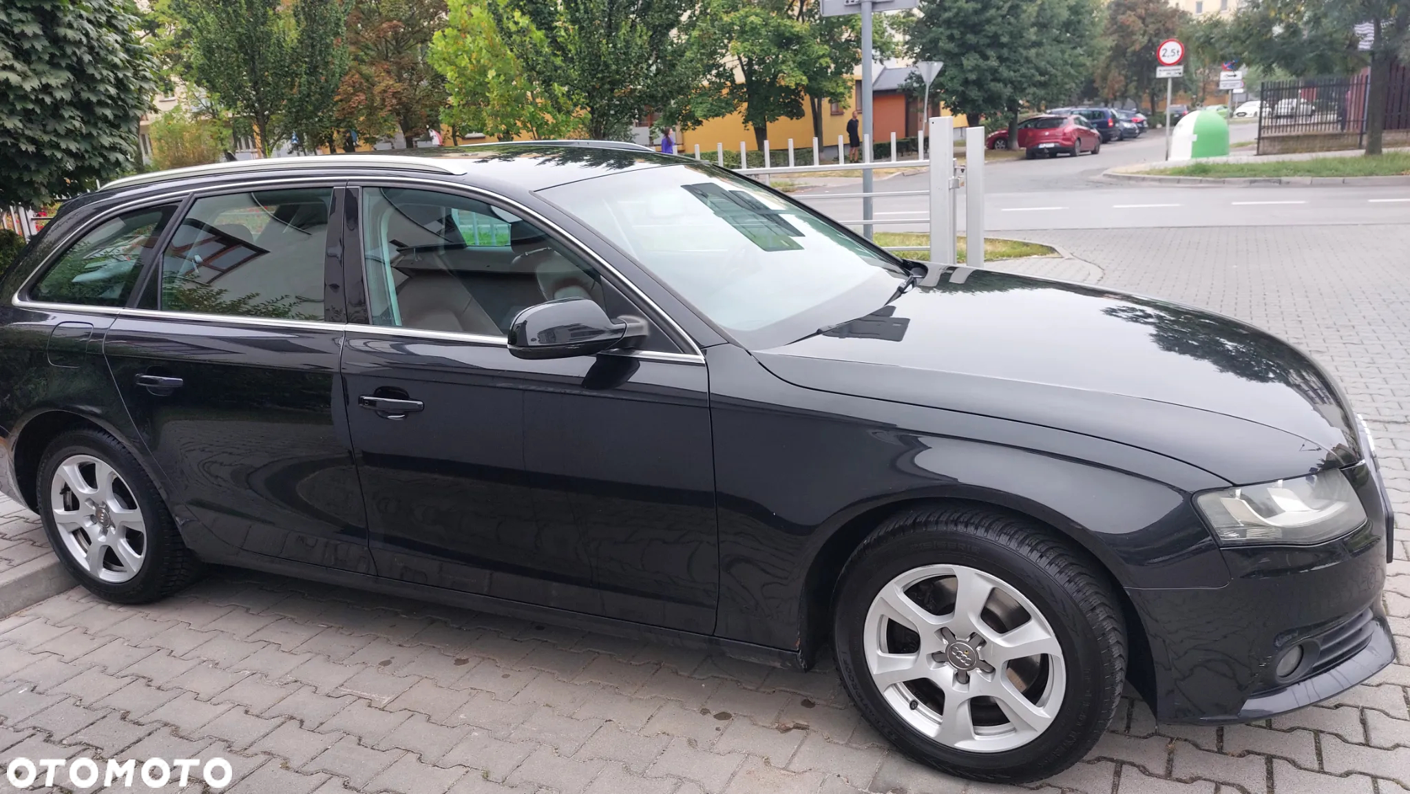 Audi A4 - 4