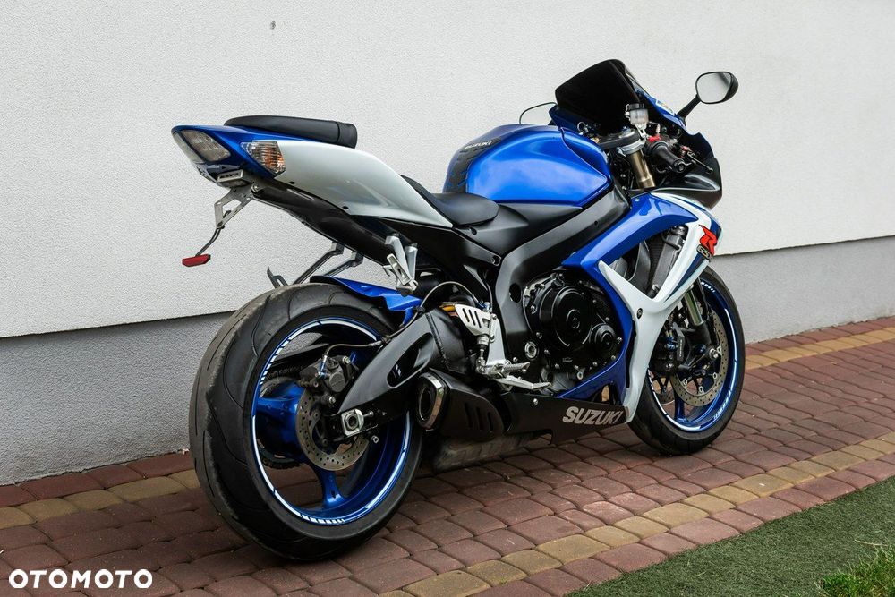 Suzuki GSX-R - 3