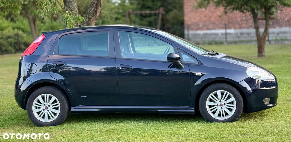 Fiat Grande Punto - 12