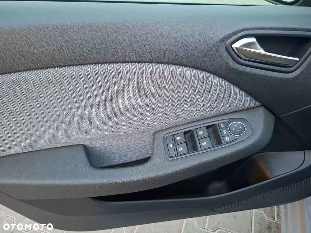 Renault Clio 1.6 E-TECH Intens - 10