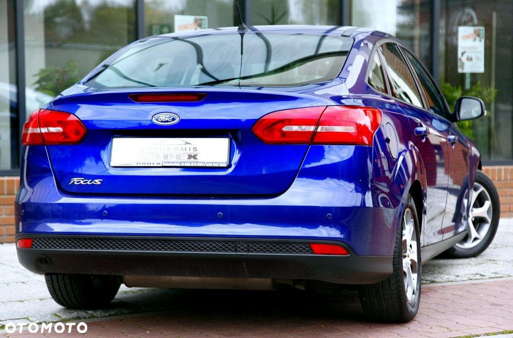 Ford Focus 1.6 Trend Sport - 21