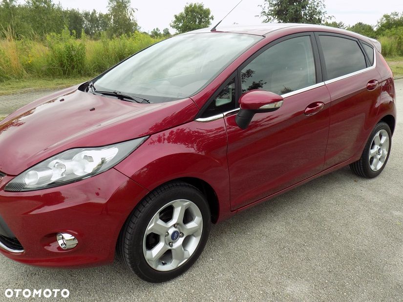 Ford Fiesta 1.4 Champions Edition - 4