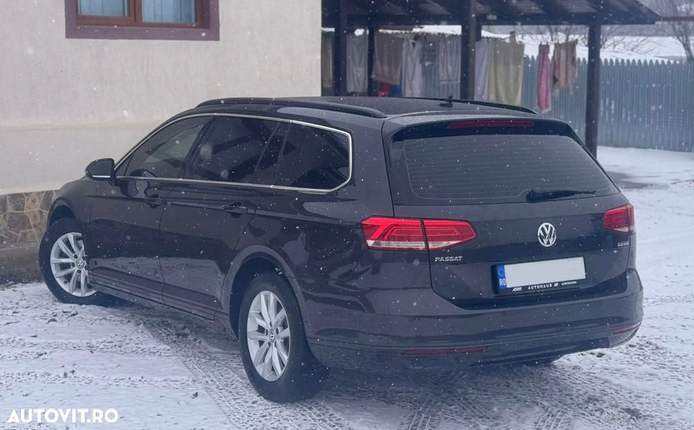 Volkswagen Passat 2.0 TDI DSG Comfortline - 3