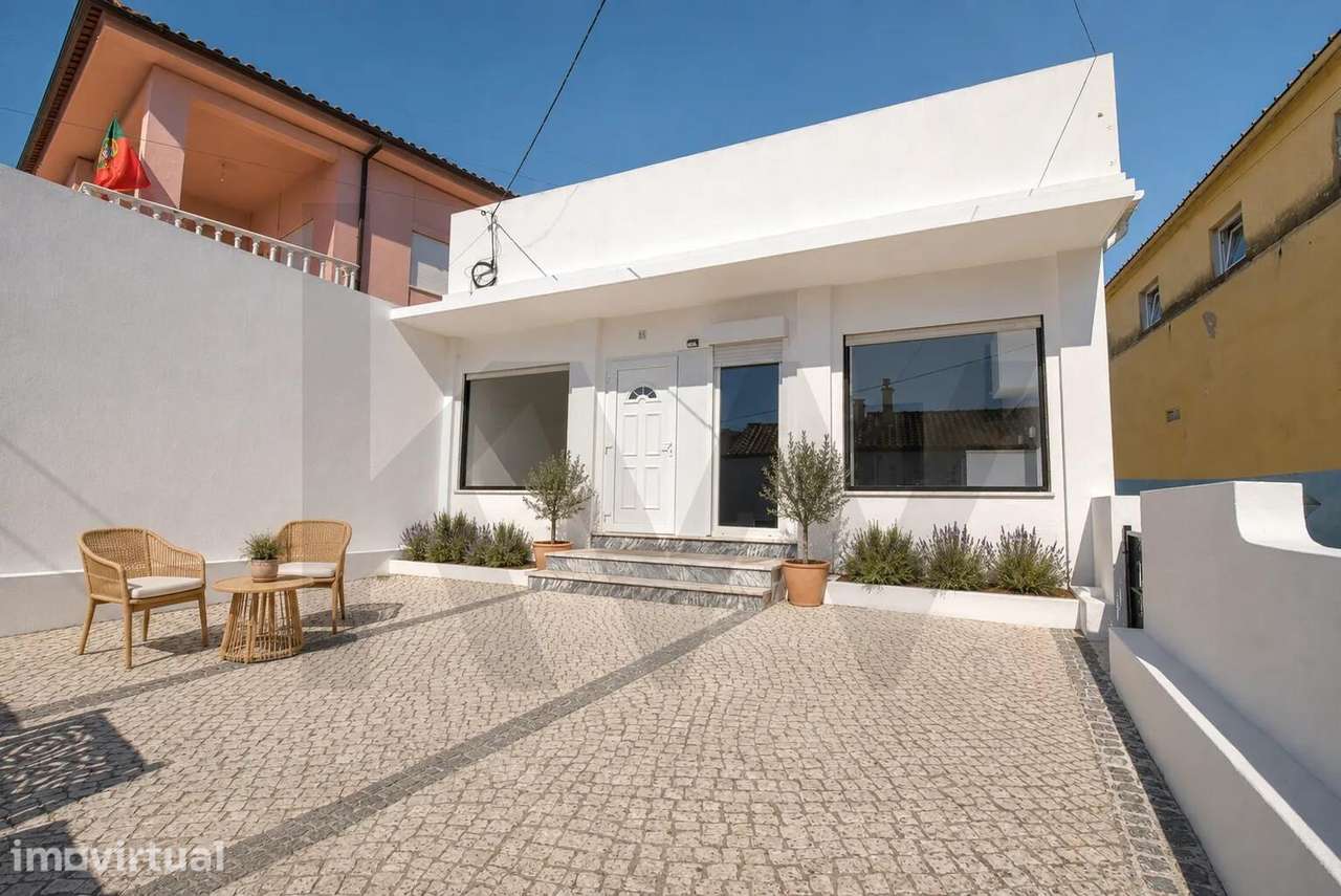 Moradia térrea T3 com 2  wcs, pátio e arrumos em Vila Verde - Grande imagem: 2/25