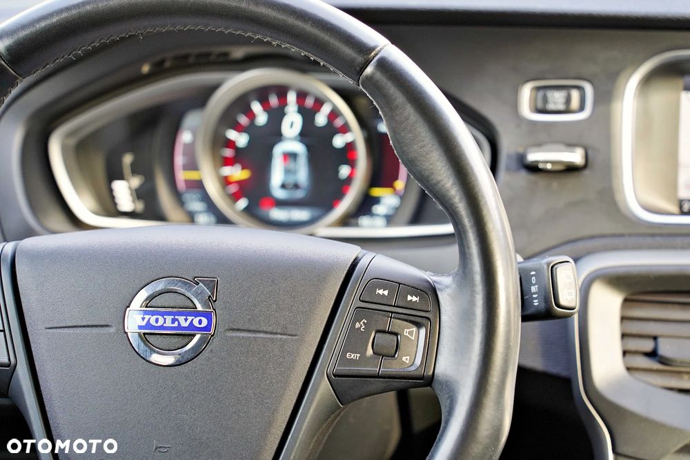 Volvo V40 - 12