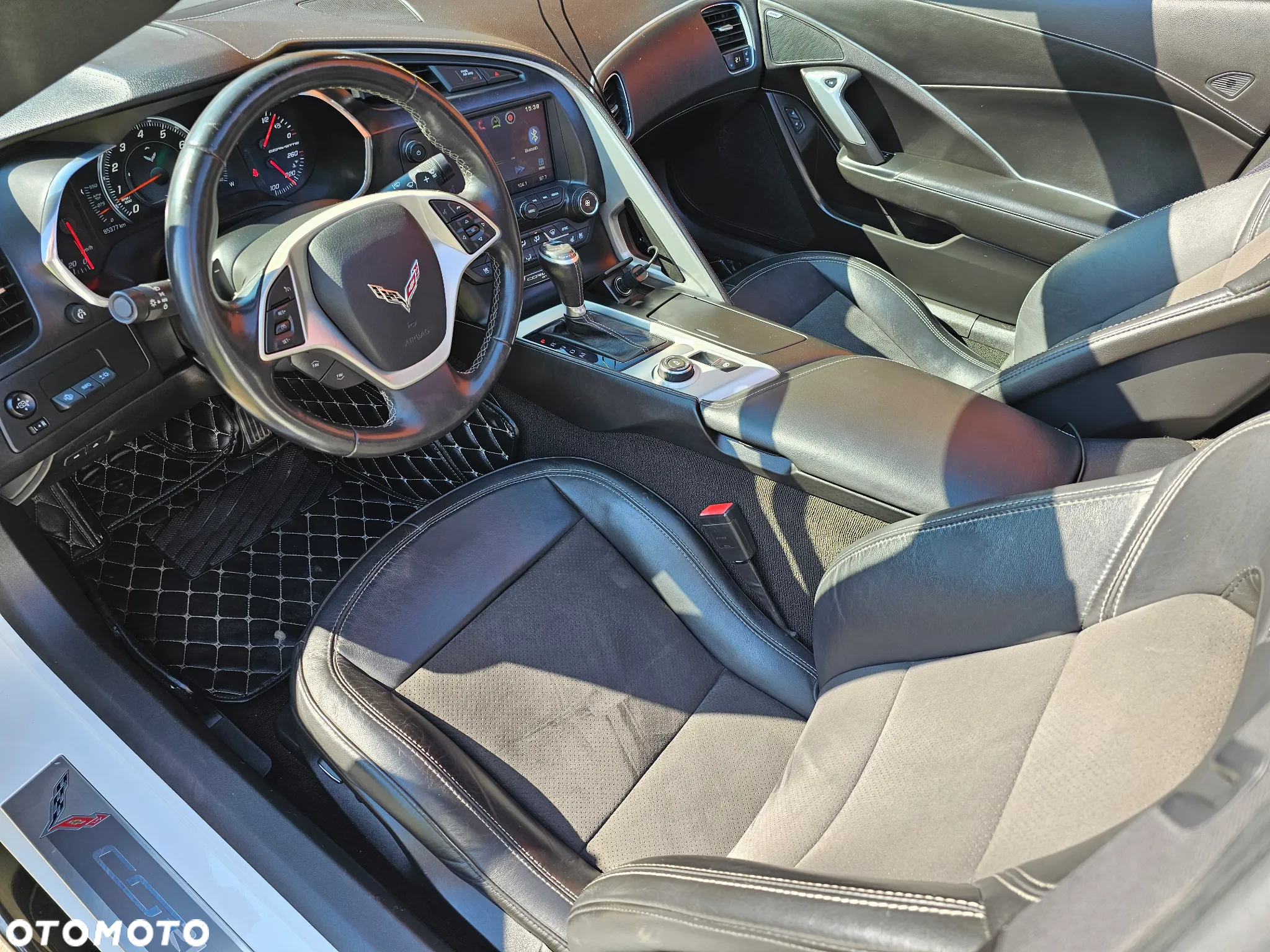 Chevrolet Corvette Stingray 2LT 6.2 V8 Cabrio Automatik - 23