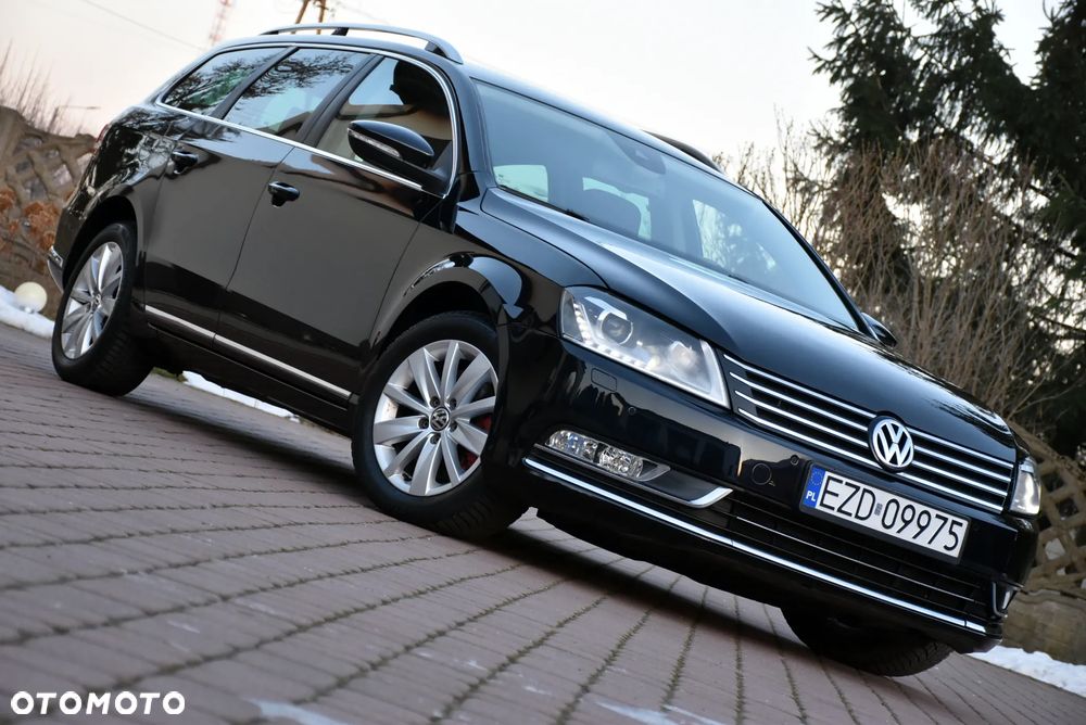 Volkswagen Passat 2.0 TDI DSG Comfortline - 12