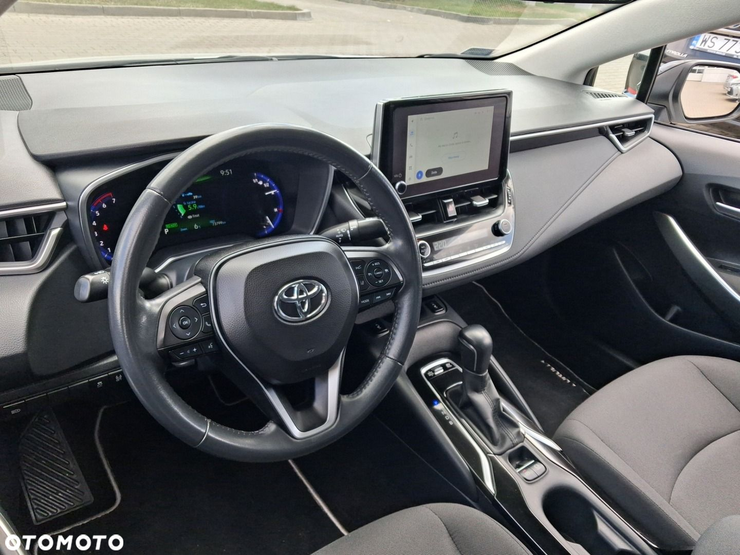Toyota Corolla - 10