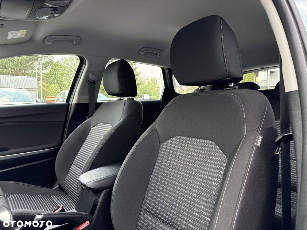 Kia Ceed 1.5 T-GDI M DCT - 11