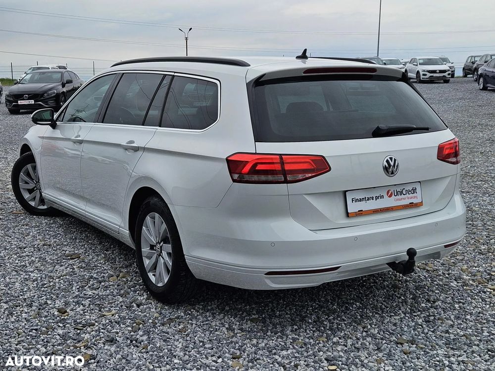 Volkswagen Passat 2.0 TDI DSG Comfortline - 4