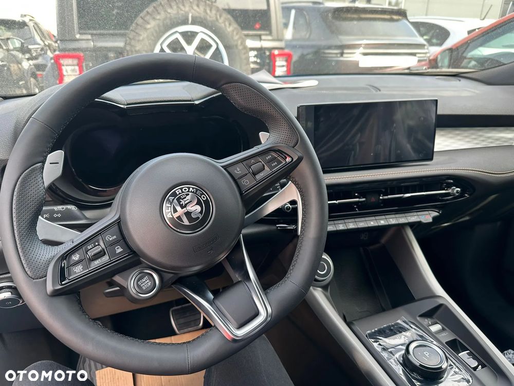 Alfa Romeo Tonale 1.5 T4 GSE mHEV Ti DCT - 5