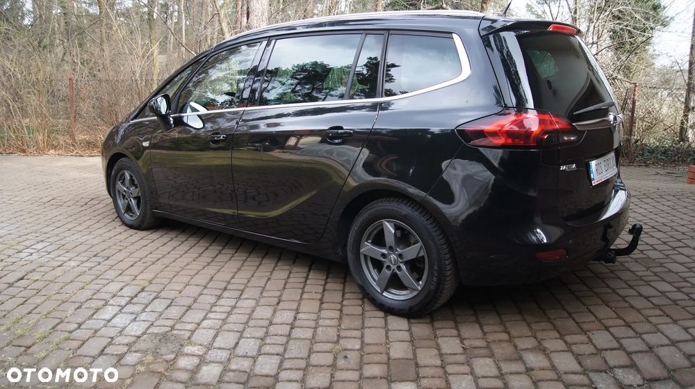 Opel Zafira - 8
