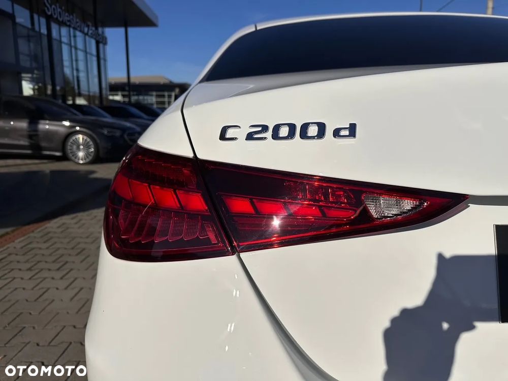 Mercedes-Benz Klasa C 200 d mHEV Business Edition - 16