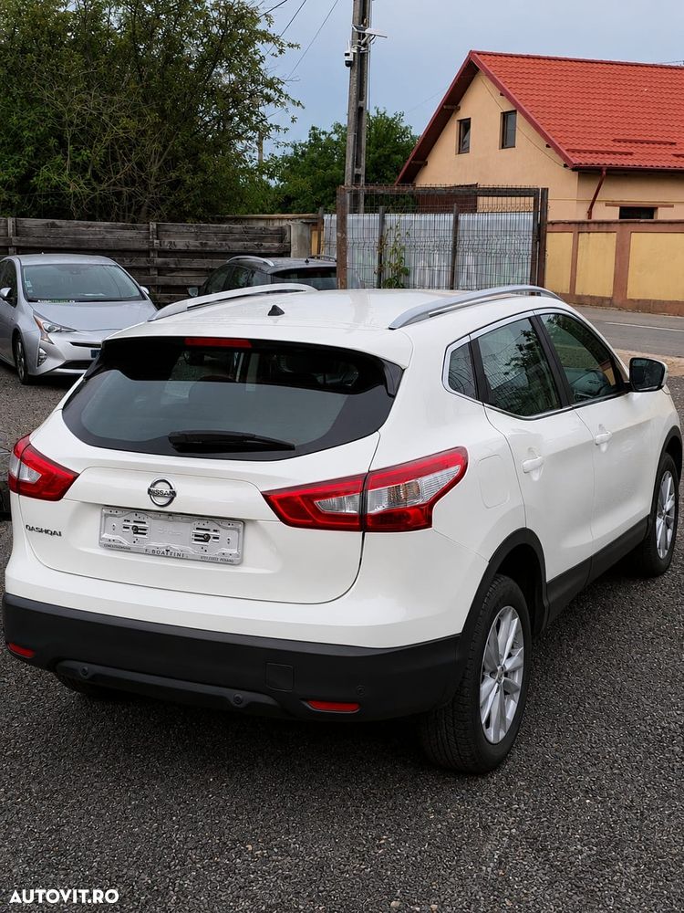 Nissan Qashqai 1.6 DCI Xtronic N-Connecta - 7