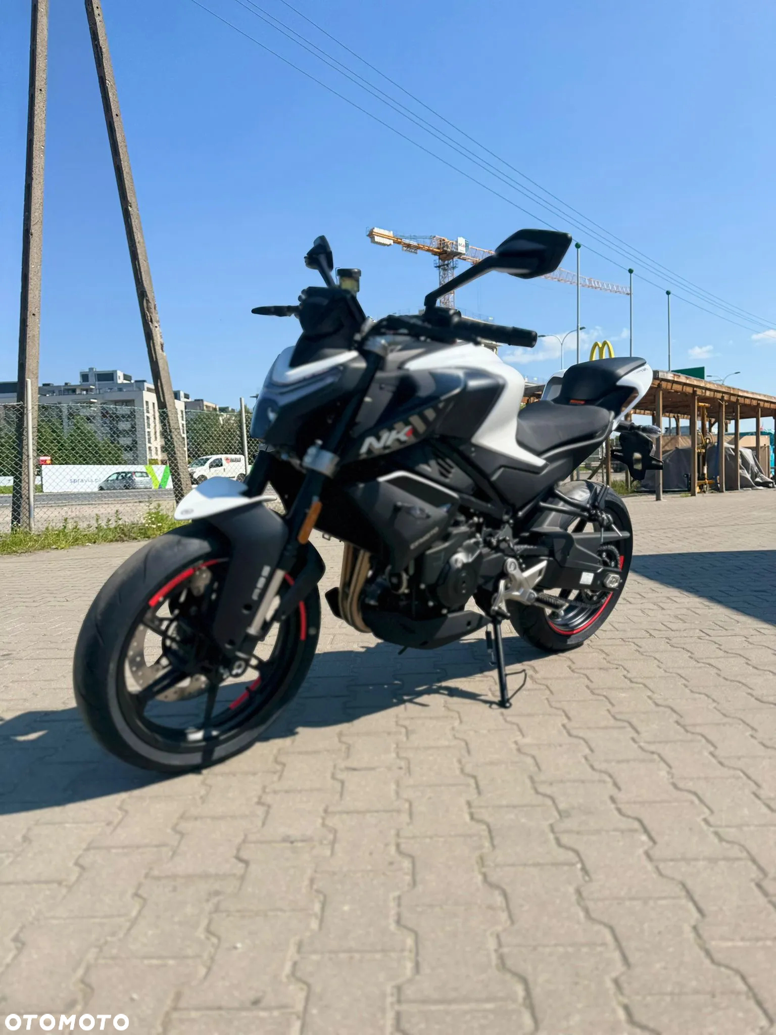CFMoto 450NK - 2