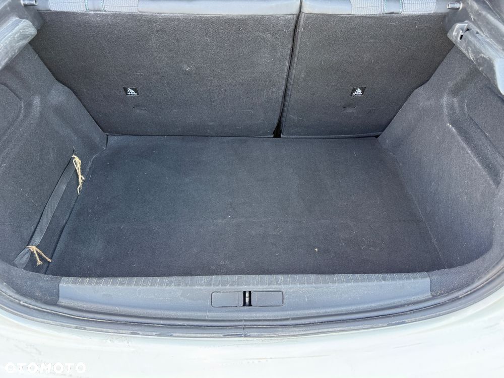 Peugeot 208 1.2 PureTech Allure Pack S&S EAT8 - 19
