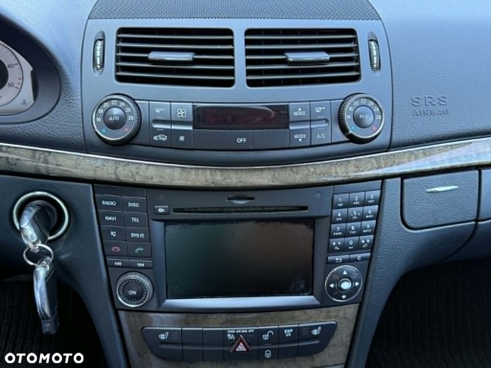 Mercedes-Benz Klasa E 220 CDI Automatik Avantgarde - 16