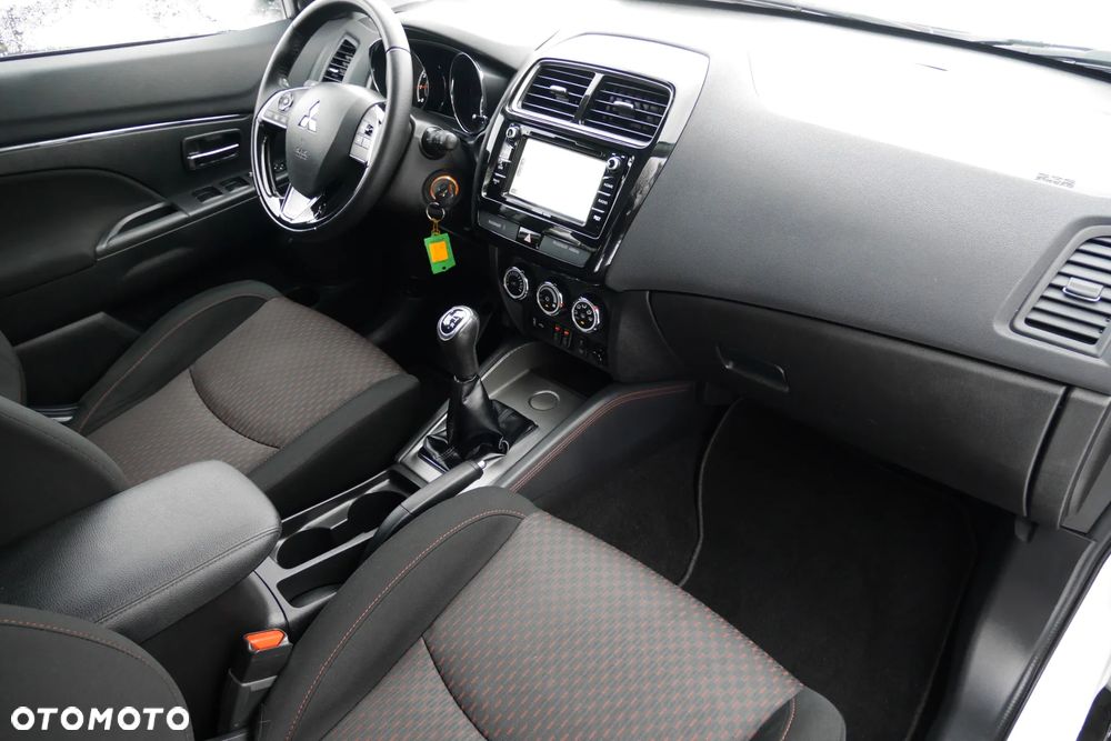 Mitsubishi ASX 1.6 2WD Comfort Edition - 18