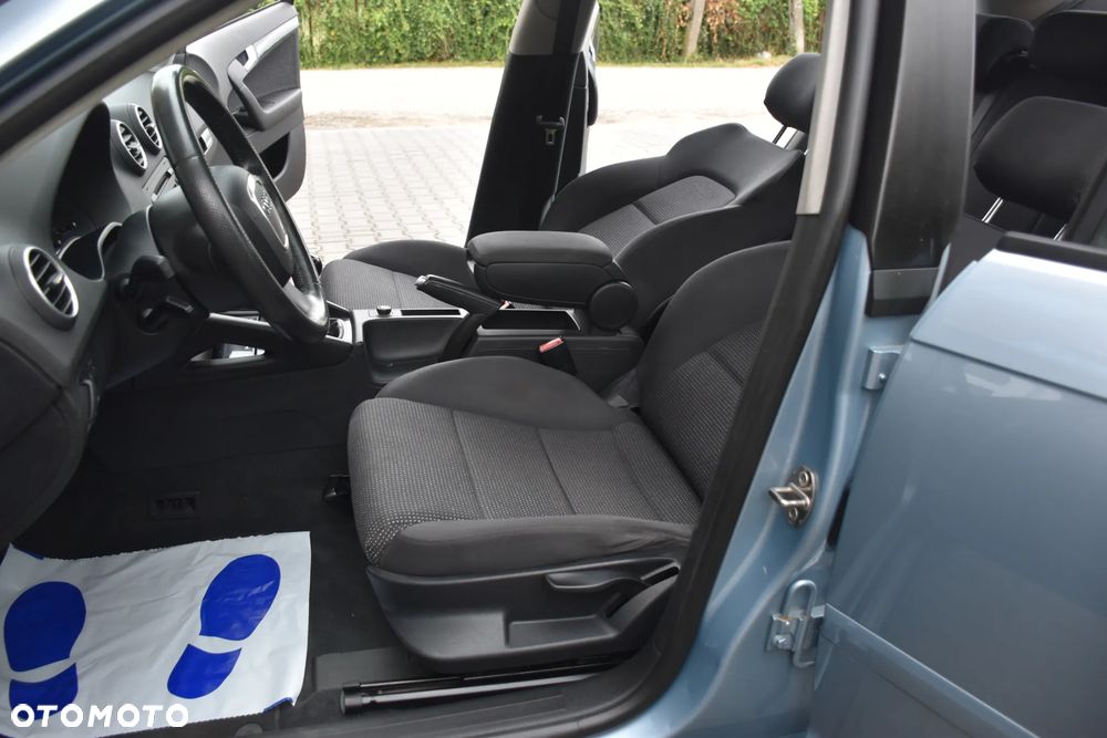 Audi A3 Sportback 2.0 TDI DPF Ambiente - 13