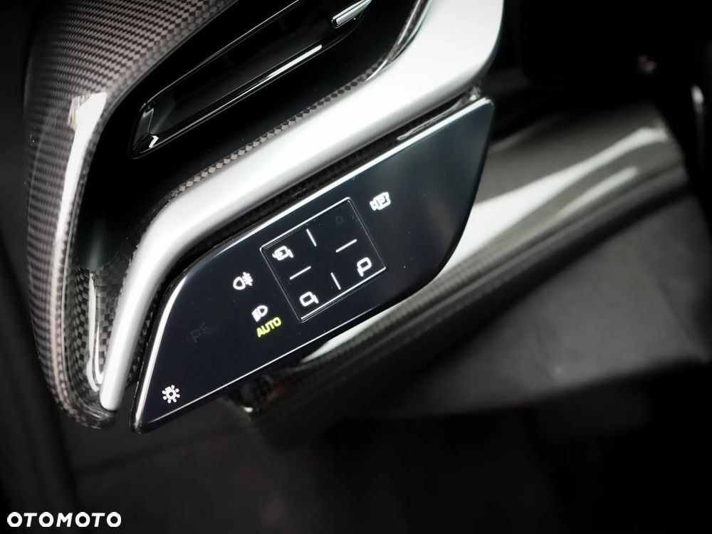 Ferrari SF90 Spider - 20