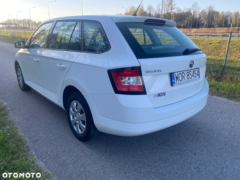 Skoda Fabia - 4