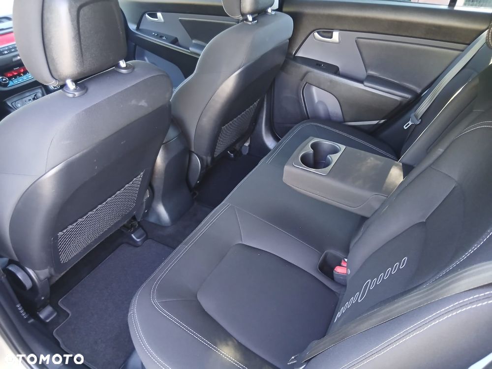 Kia Sportage 1.6 GDI 2WD Attract - 35