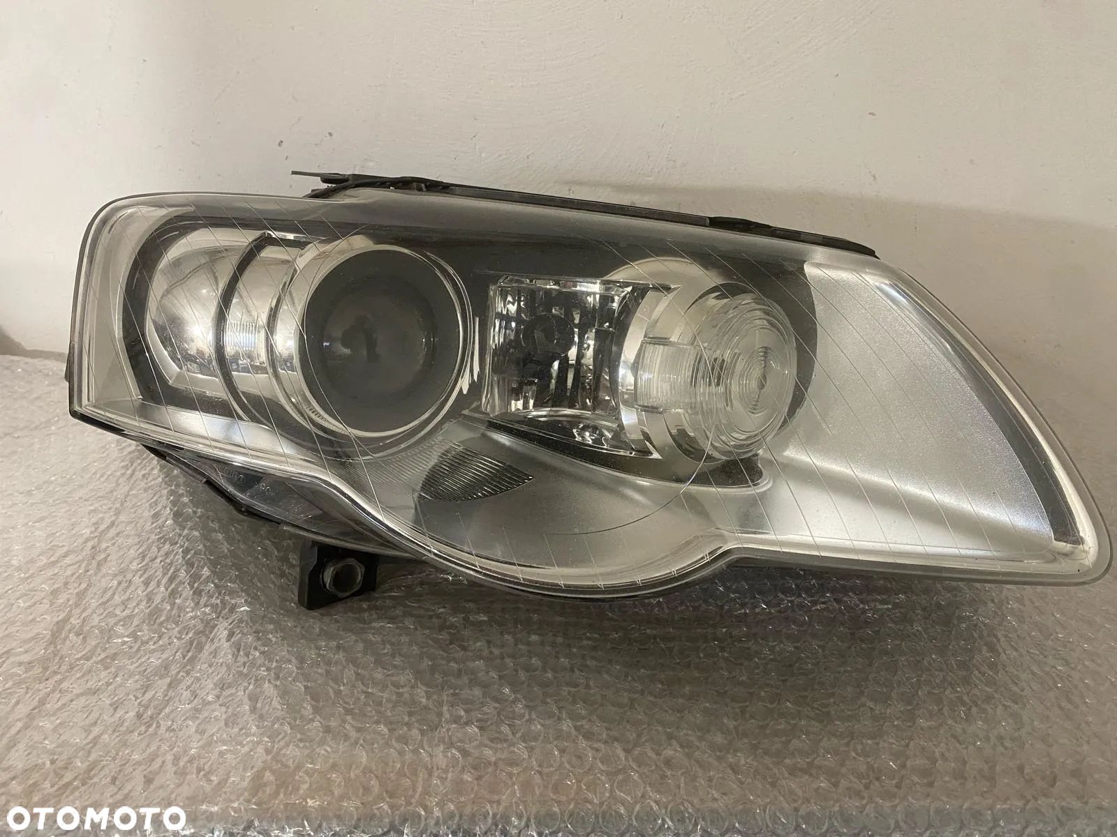 Vw Passat b6 lift lampa przód prawa xenon skretny caly - 1