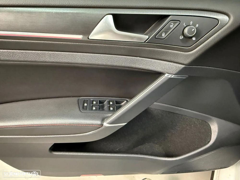 VW Golf GTI (BlueMotion ) DSG - 10