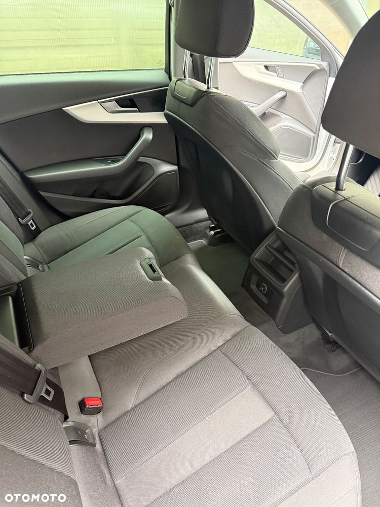 Audi A4 Avant 2.0 TFSI ultra S tronic - 15