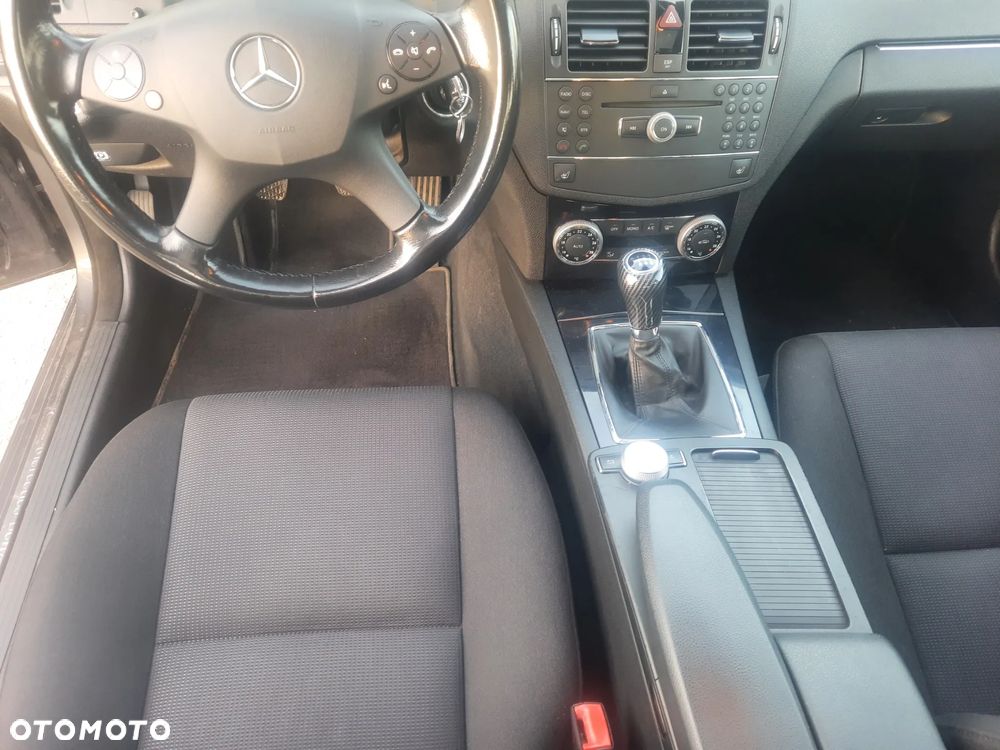Mercedes-Benz Klasa C 220 CDI Avantgarde - 10