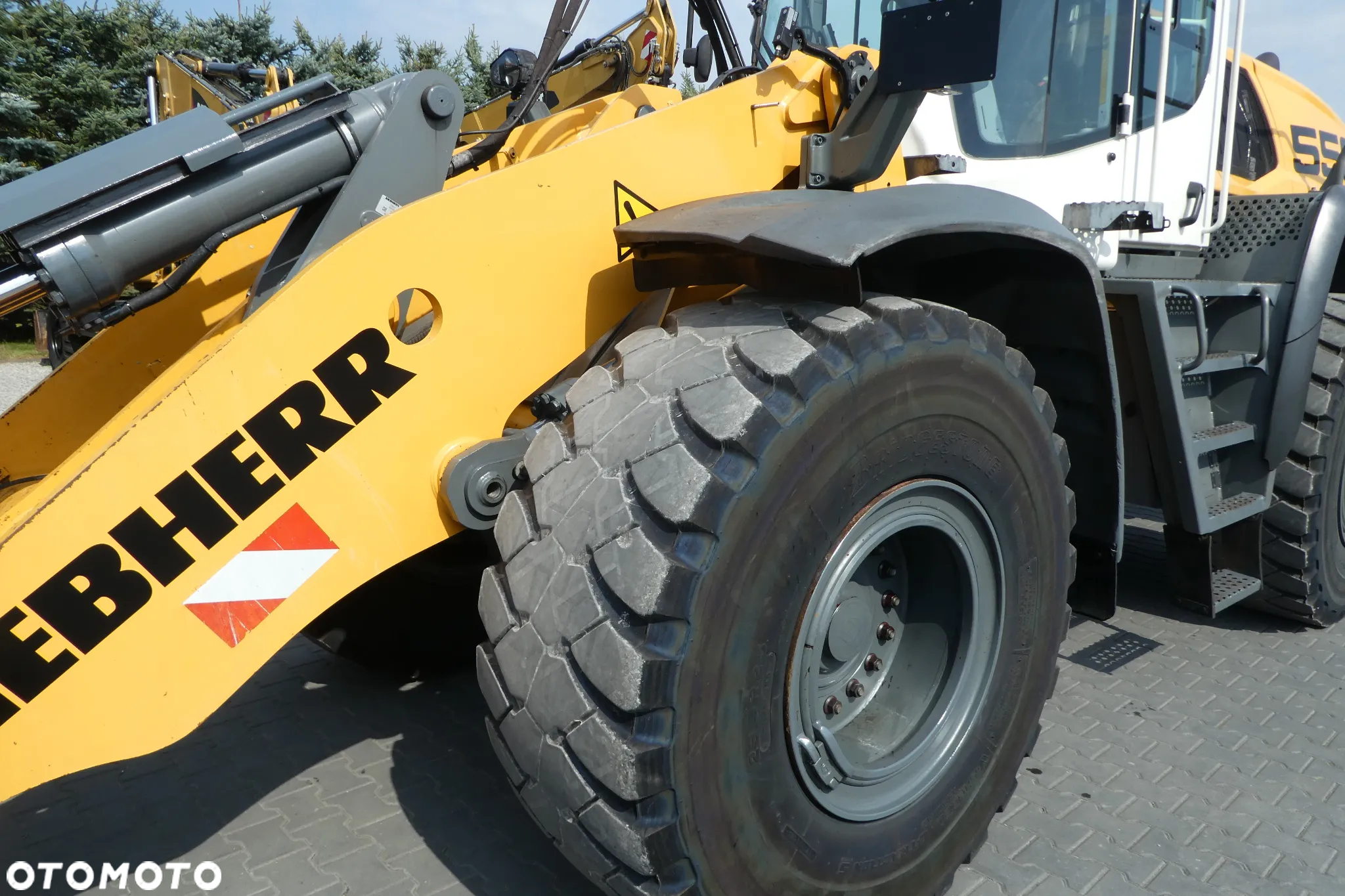 Liebherr L 550 XPower z Niemiec - 17