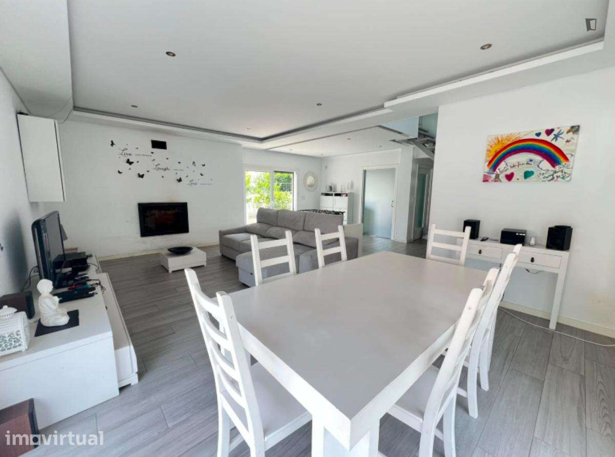 Quarto - localizado em Setubal - Grande imagem: 3/16