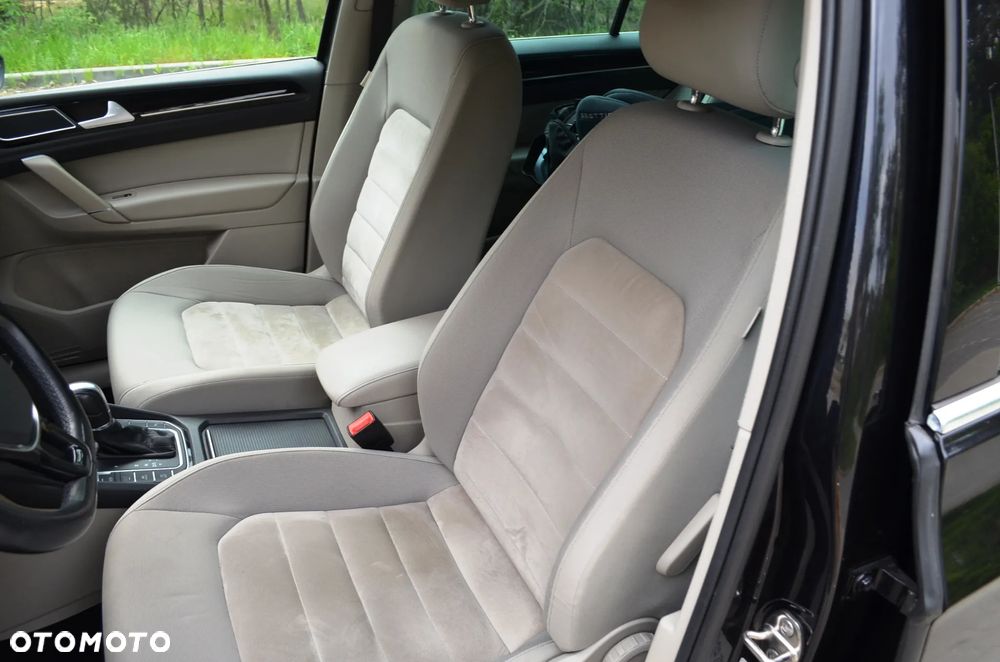 Volkswagen Golf Sportsvan VII SV 2.0 TDI BMT Highline DSG - 16