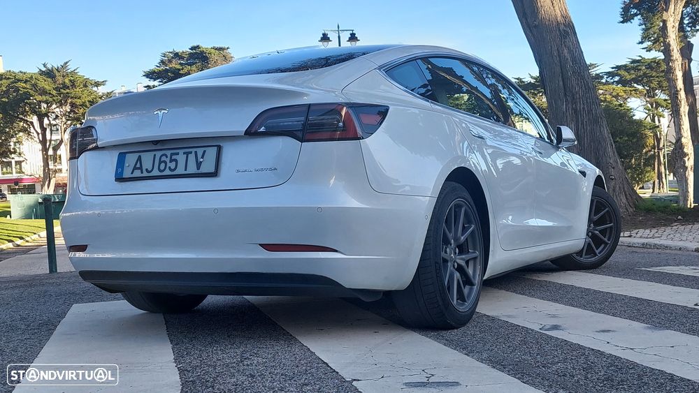 Tesla Model 3 Standard Range Plus RWD - 5
