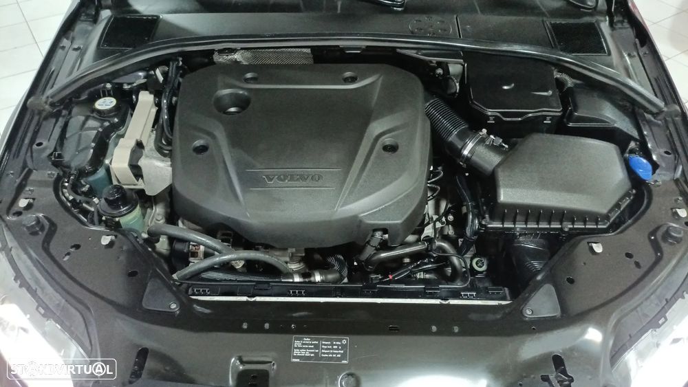 Volvo XC 70 2.0 D4 Summum Dynamic Geartronic - 5