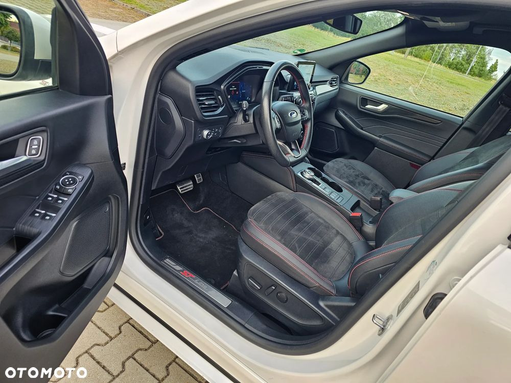 Ford Kuga - 25