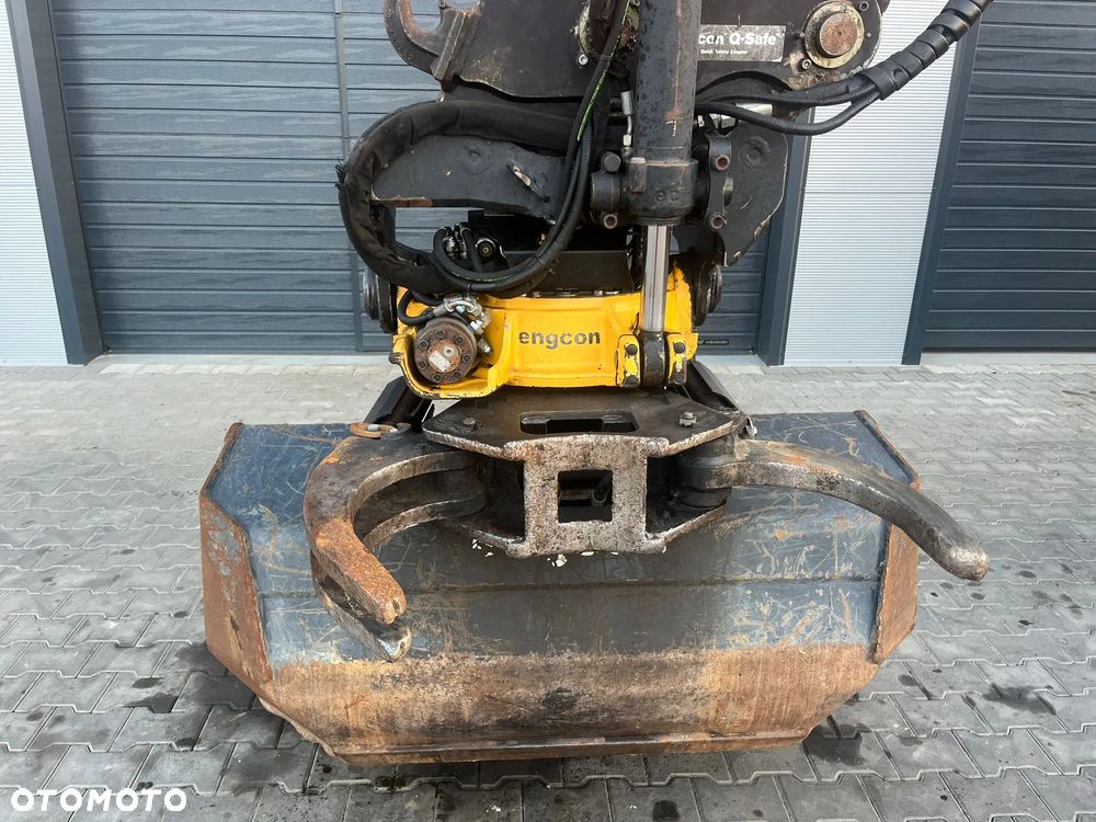 Hitachi ZX140W-5B - 15