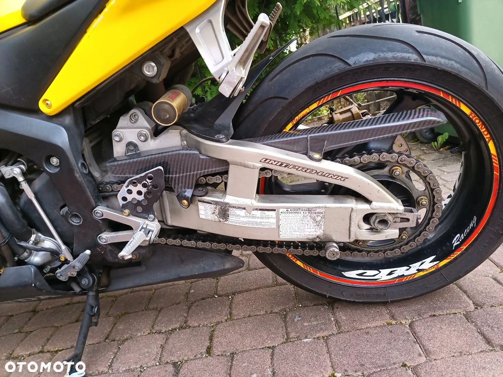 Honda CBR - 3