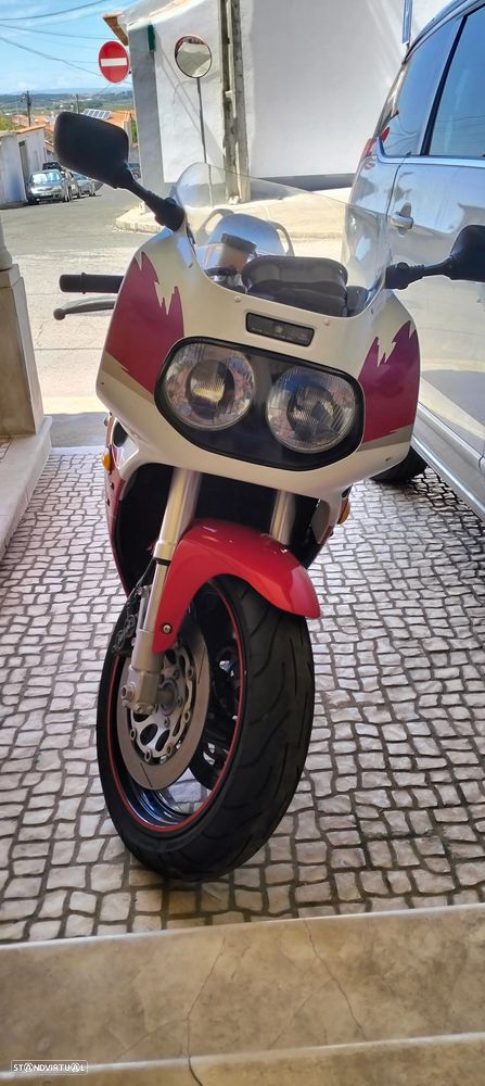 Suzuki GSX-R - 3