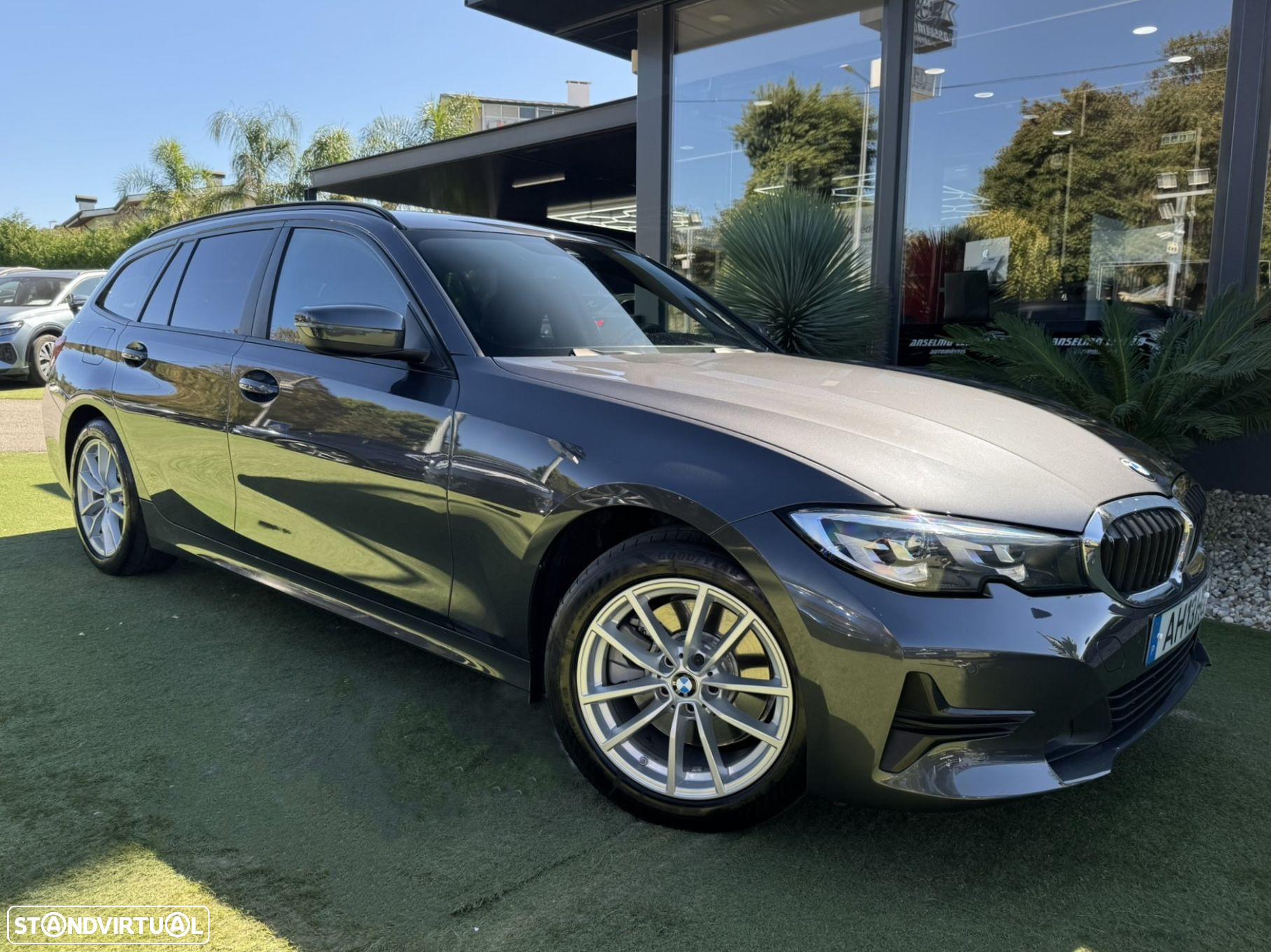 BMW 320 e Touring Auto - 8