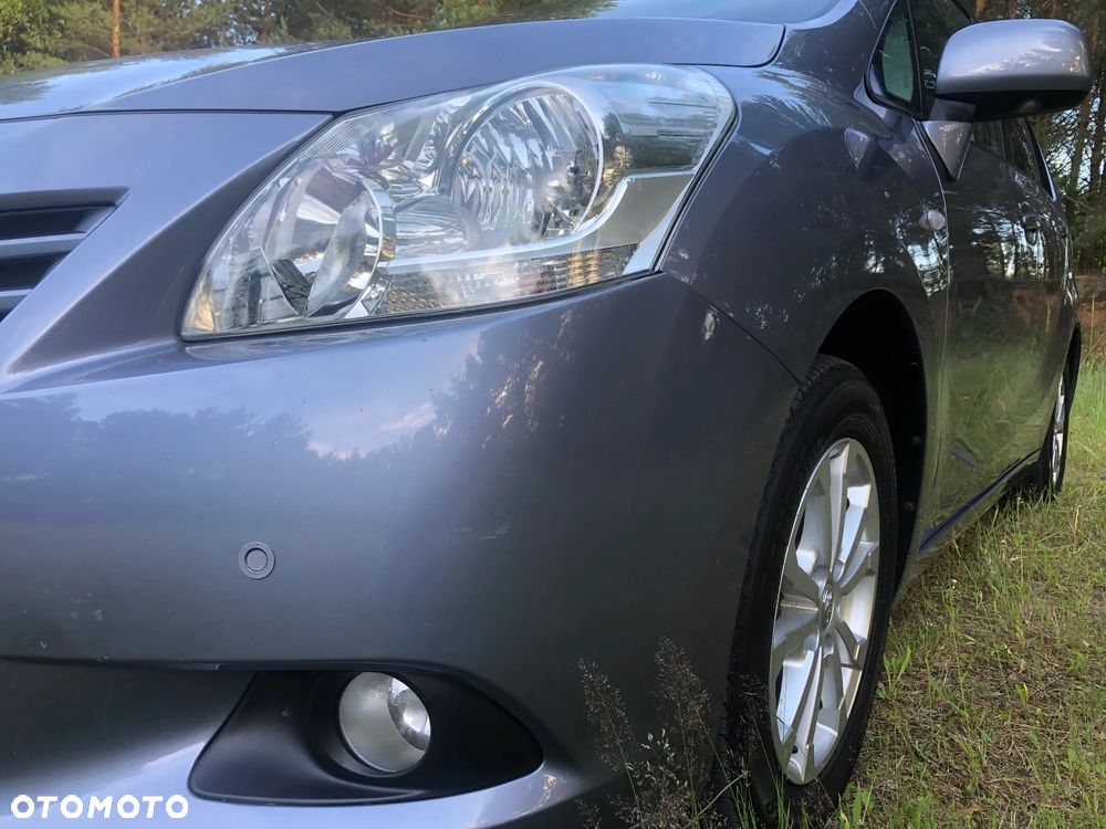 Toyota Verso 1.8 5-Sitzer Life - 10