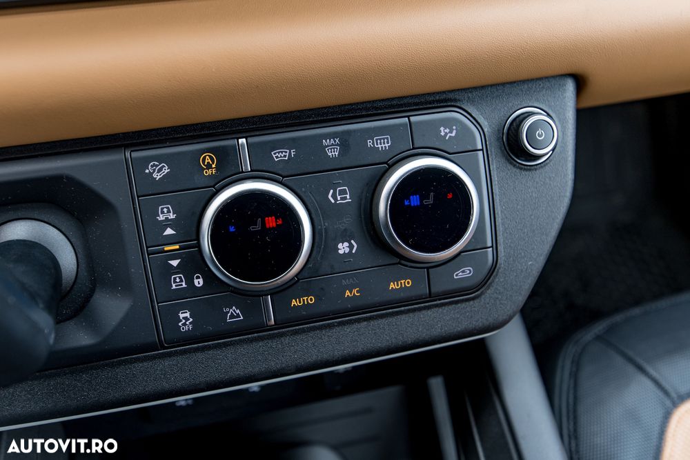 Land Rover Defender 90 3.0 D250 MHEV HSE - 35