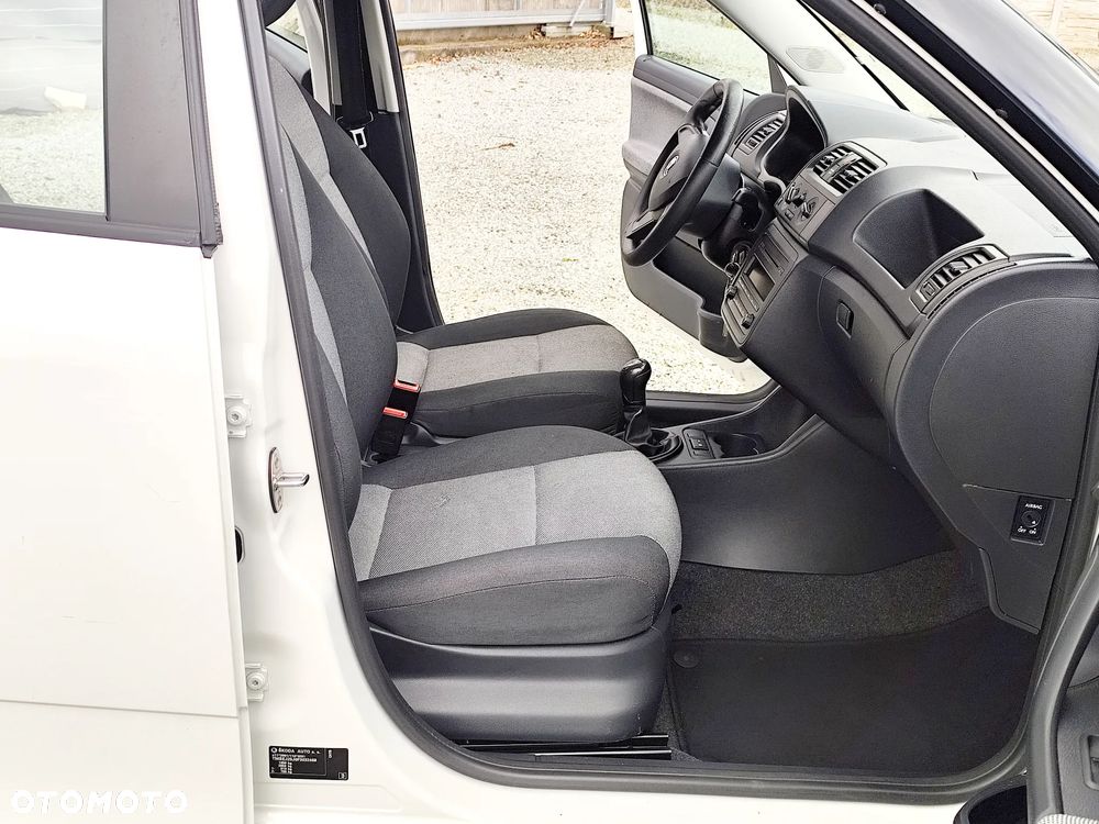 Skoda Fabia 1.6 TDI DPF Classic - 23