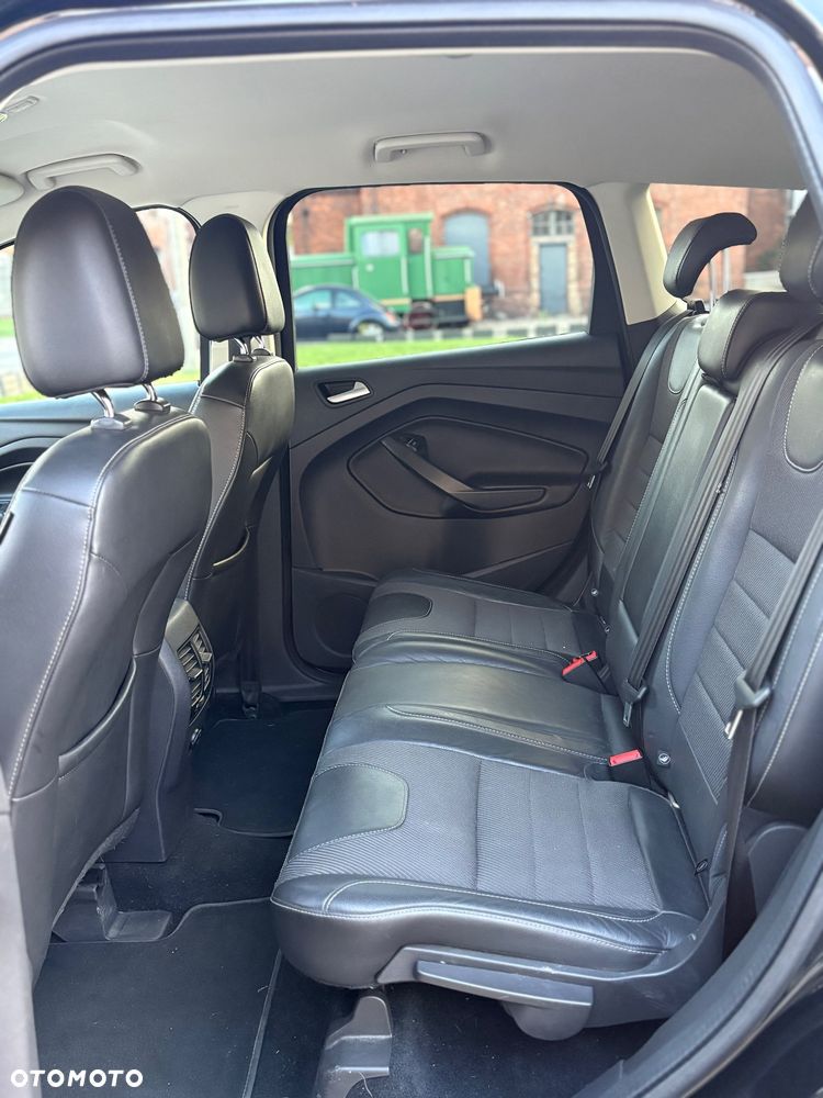 Ford Kuga - 13