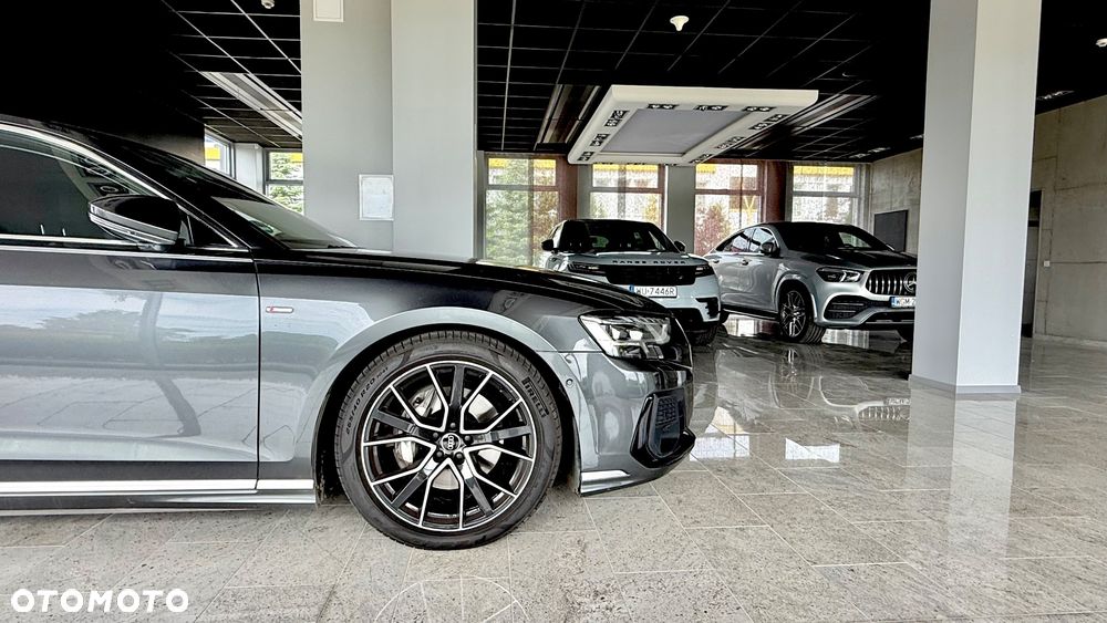 Audi A8 - 3