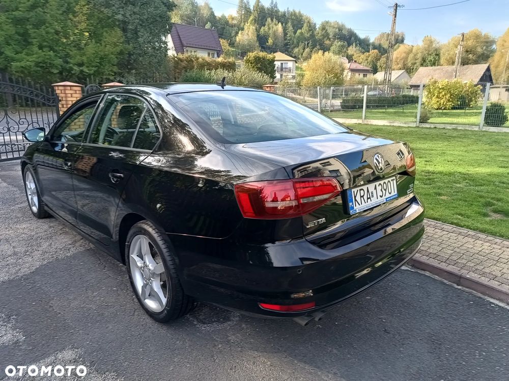 Volkswagen Jetta 2.0 TDI DPF BMT Comfortline - 6